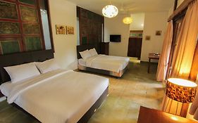 Khayangan Pakem 4*